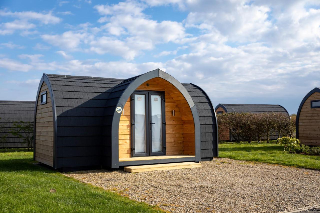 Camping Pods, Dovercourt Holiday Park Hotel Harwich Exterior photo